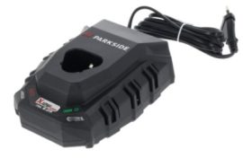 Parkside akkumulátortöltő X12V Team 6Ah  12V